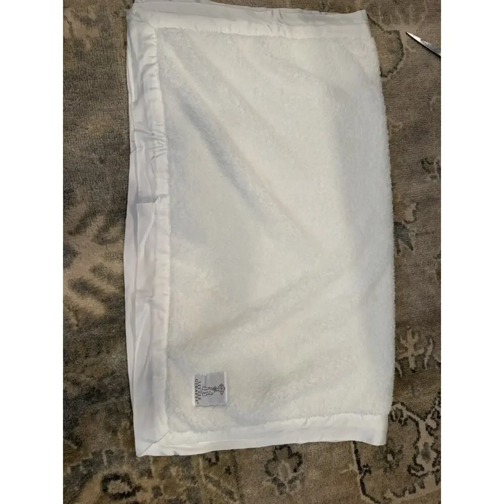 Little Giraffe Baby Blanket Cream Chenille Satin Trim 30 x 36 $79 MSRP NWT